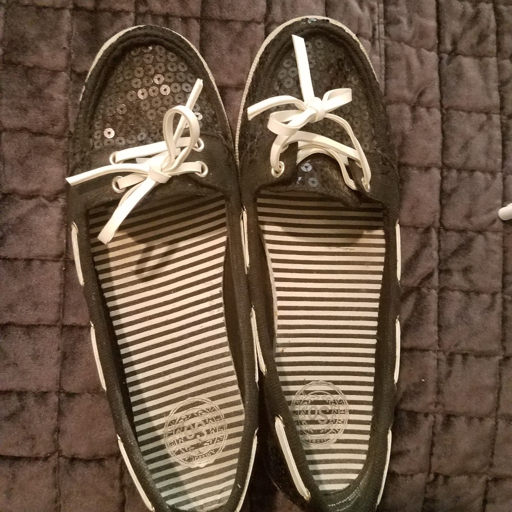 SO loafer boat shoes sequin
